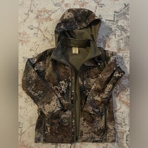 Redhead Youth Camouflage Jacket. Size large.